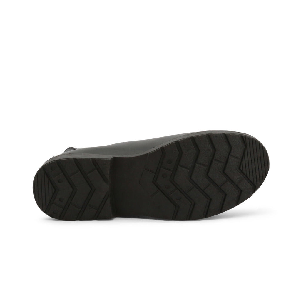 Duca - NOAH